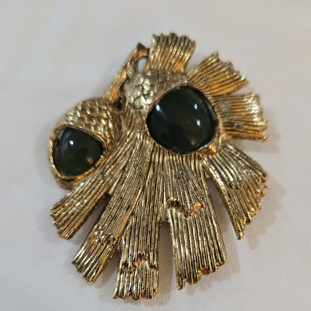 Vintage Unsigned Green Acorn Gold-tone Brooch